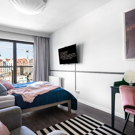 Waterlane W Oknami Na Rzeke - Marina View - Comfy Apartments グダニスク エクステリア 写真